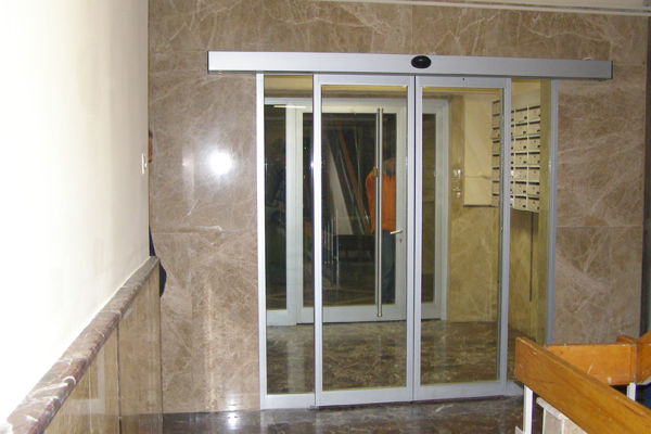 fotoselli kayar kapı